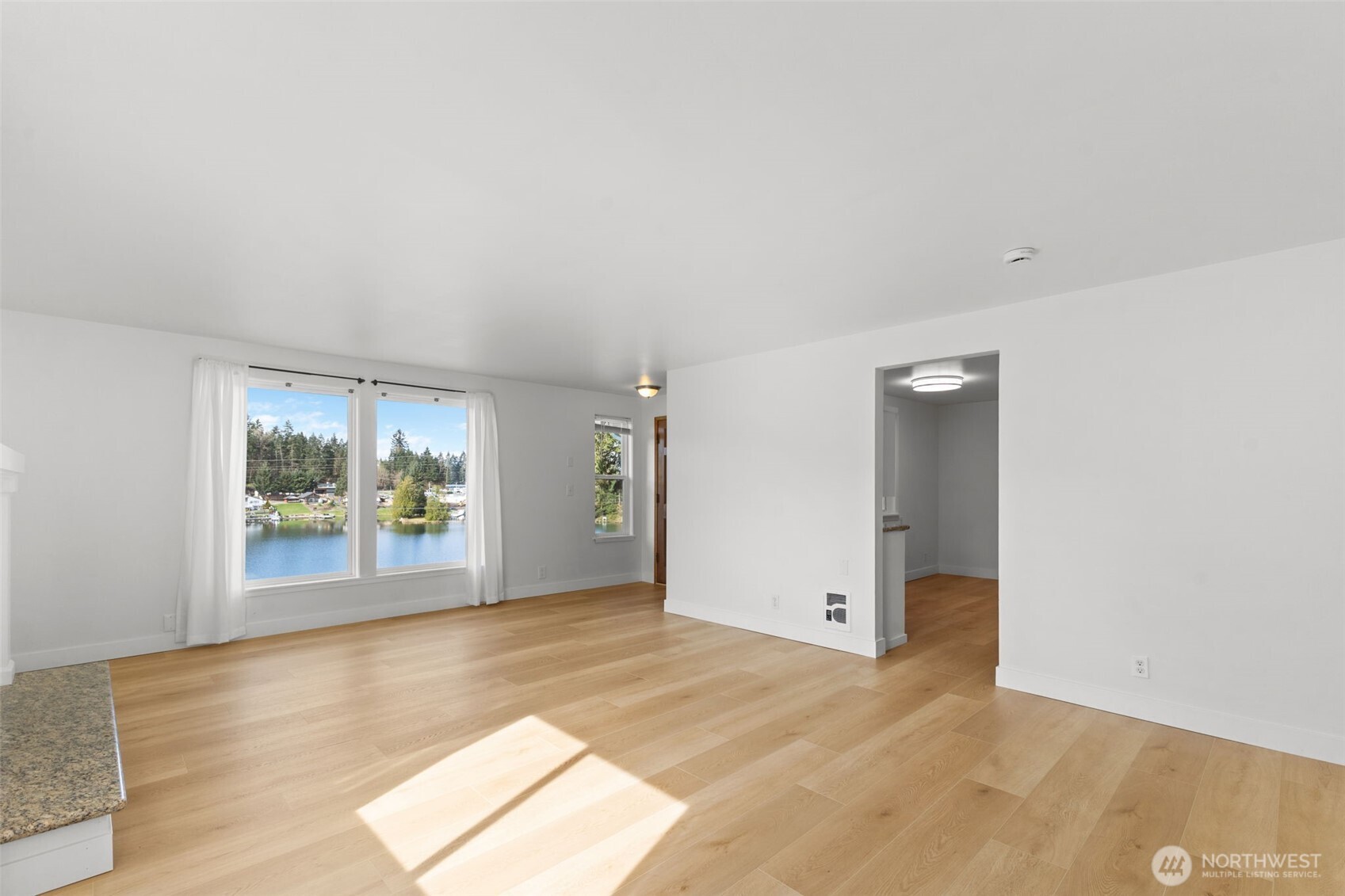 3118 Deer Island Drive Property Photo 10