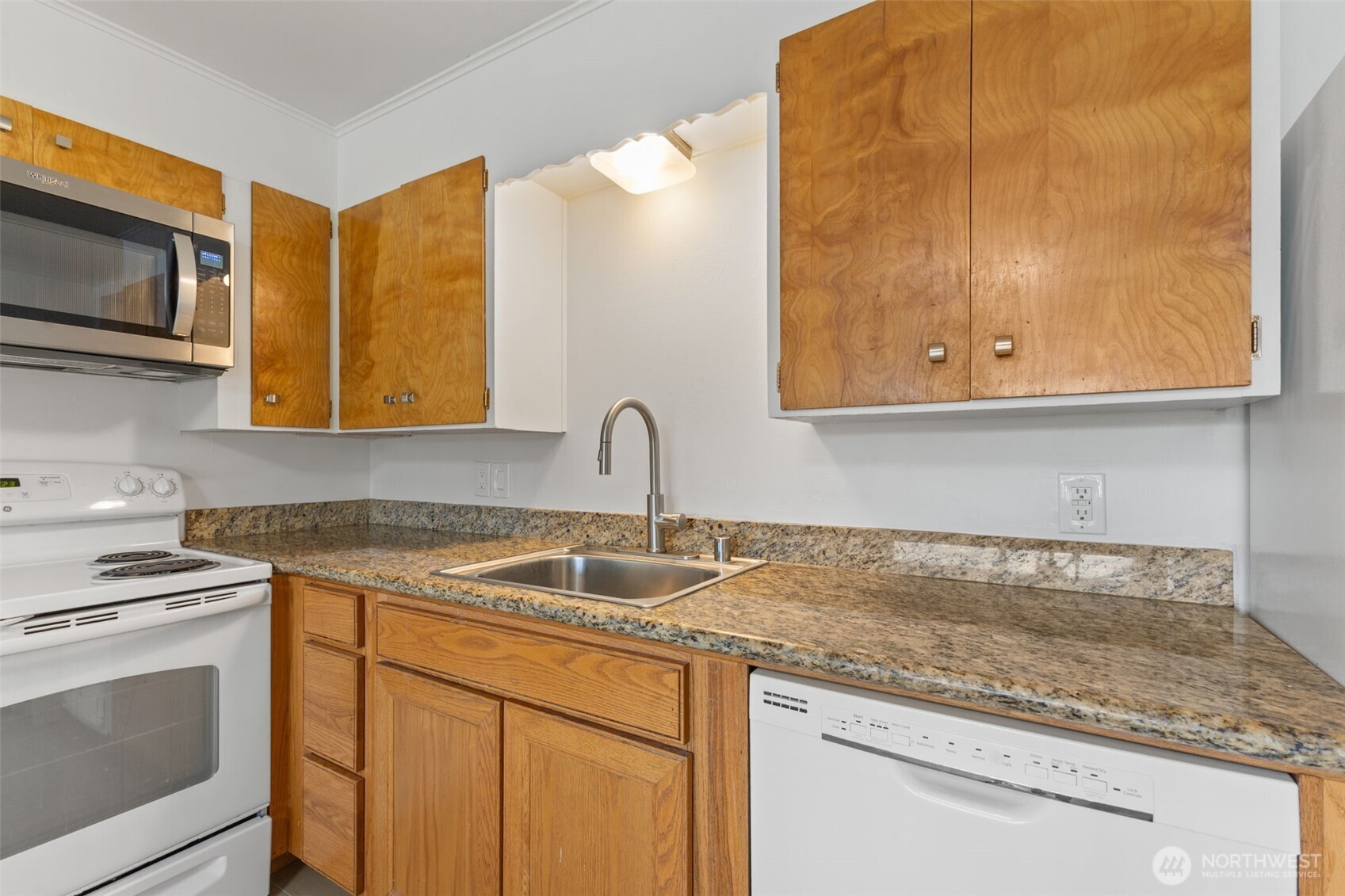 3118 Deer Island Drive Property Photo 21