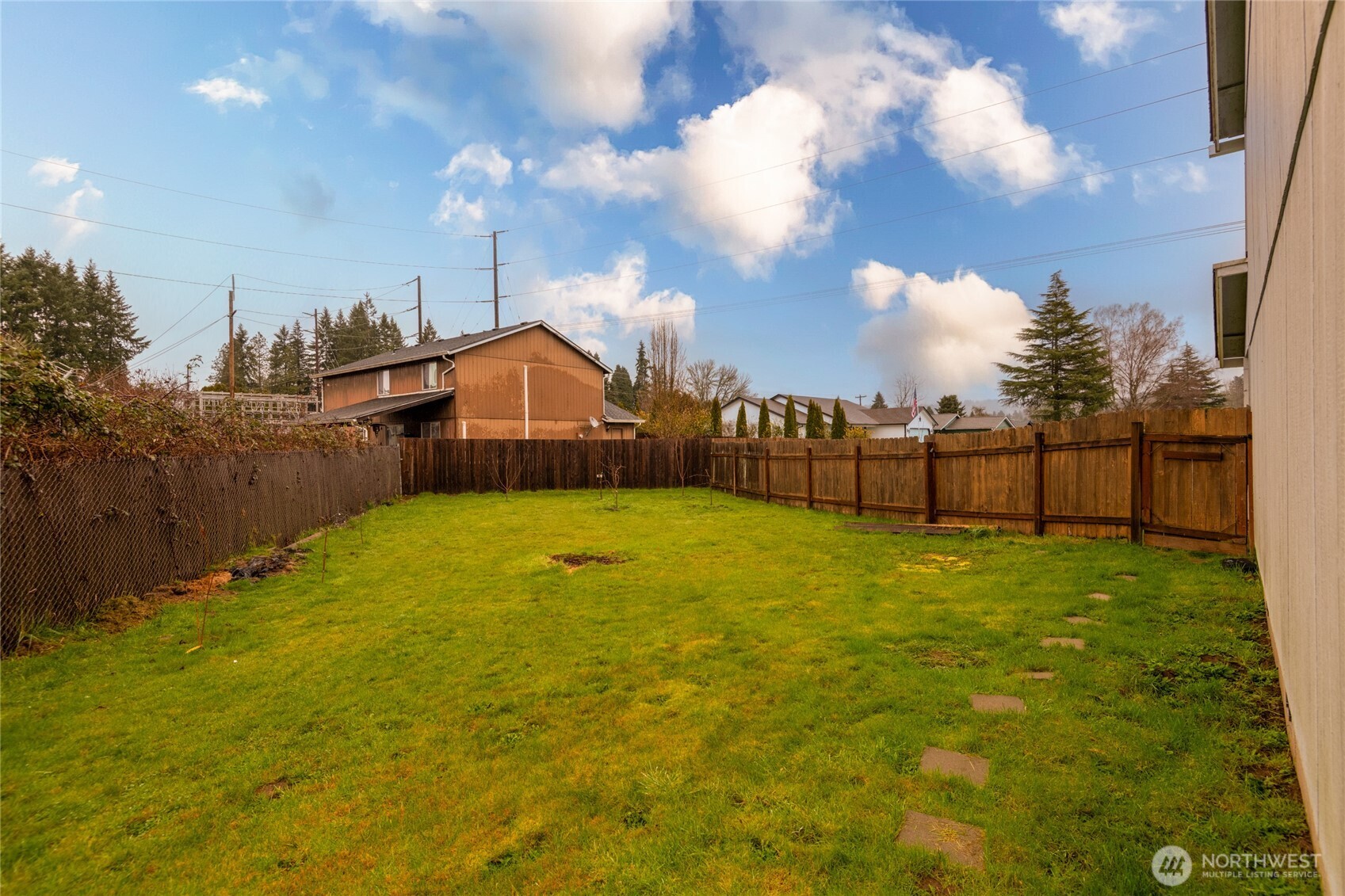 158 Boardwalk Wy Property Photo 6