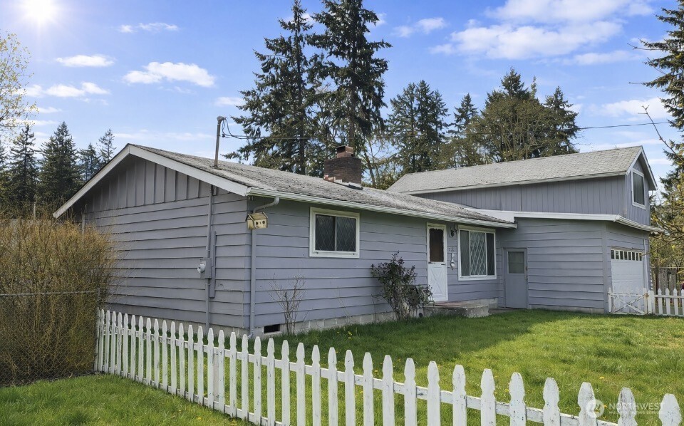 18302 A Street Property Photo 6