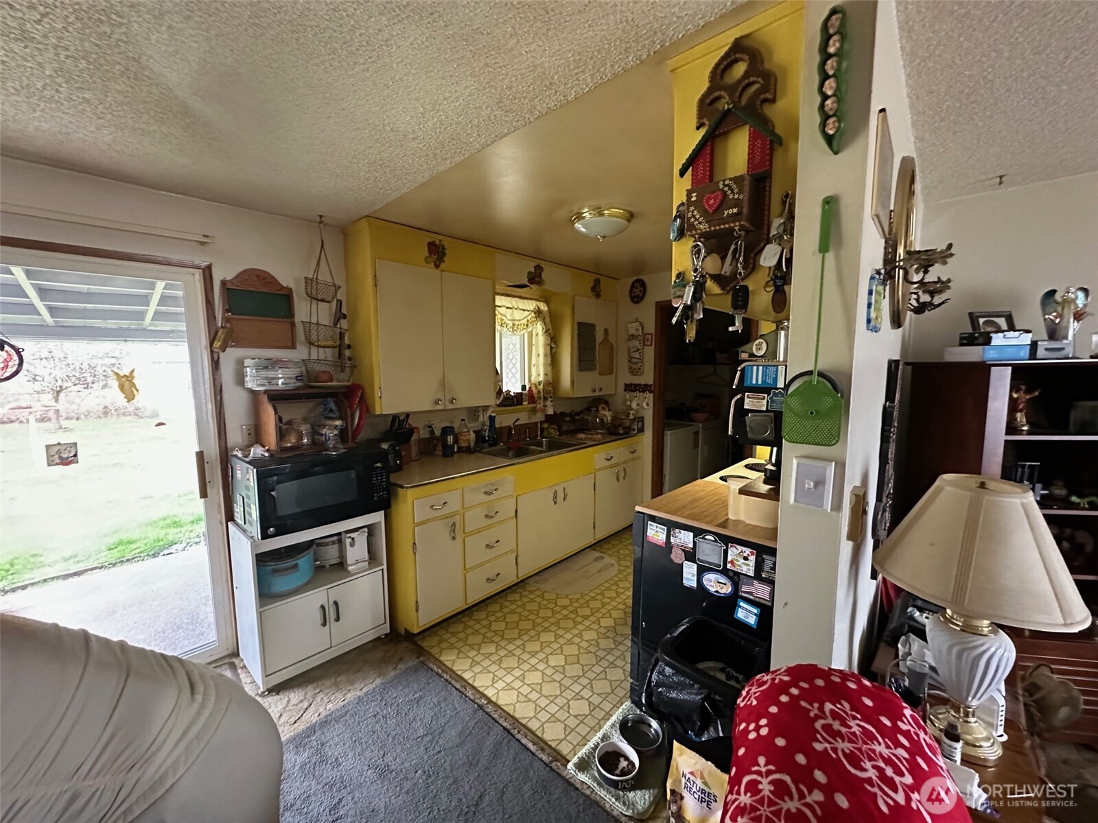 18302 A Street Property Photo 8