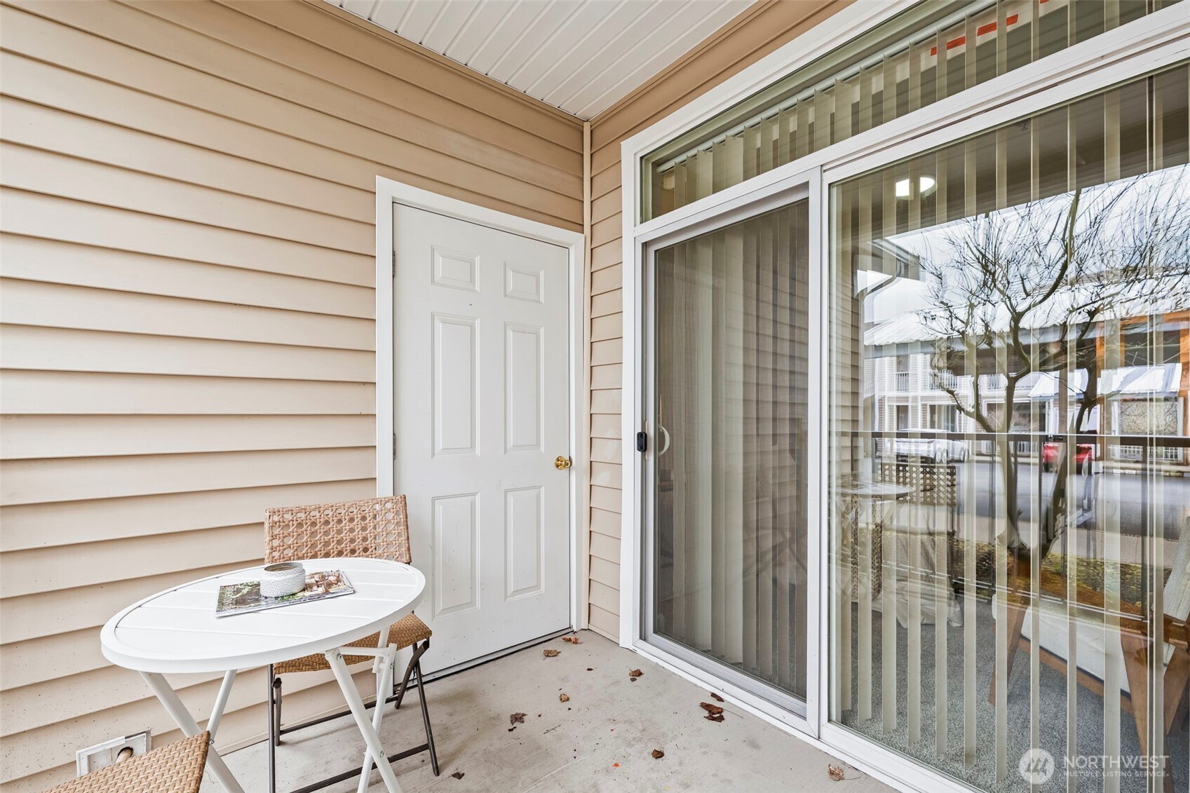 10016 186th Place 104 Property Photo 13