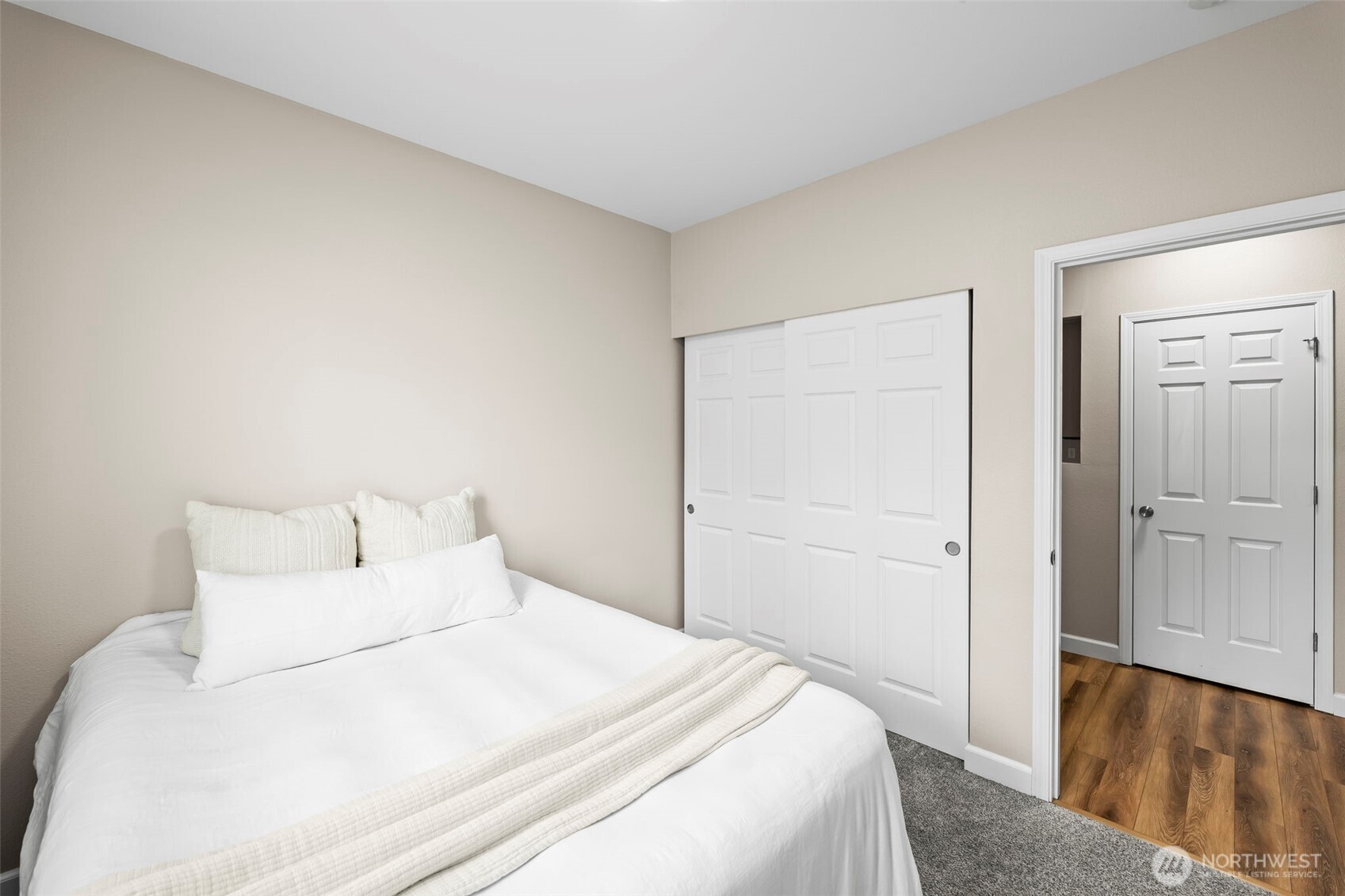 10016 186th Place 104 Property Photo 24