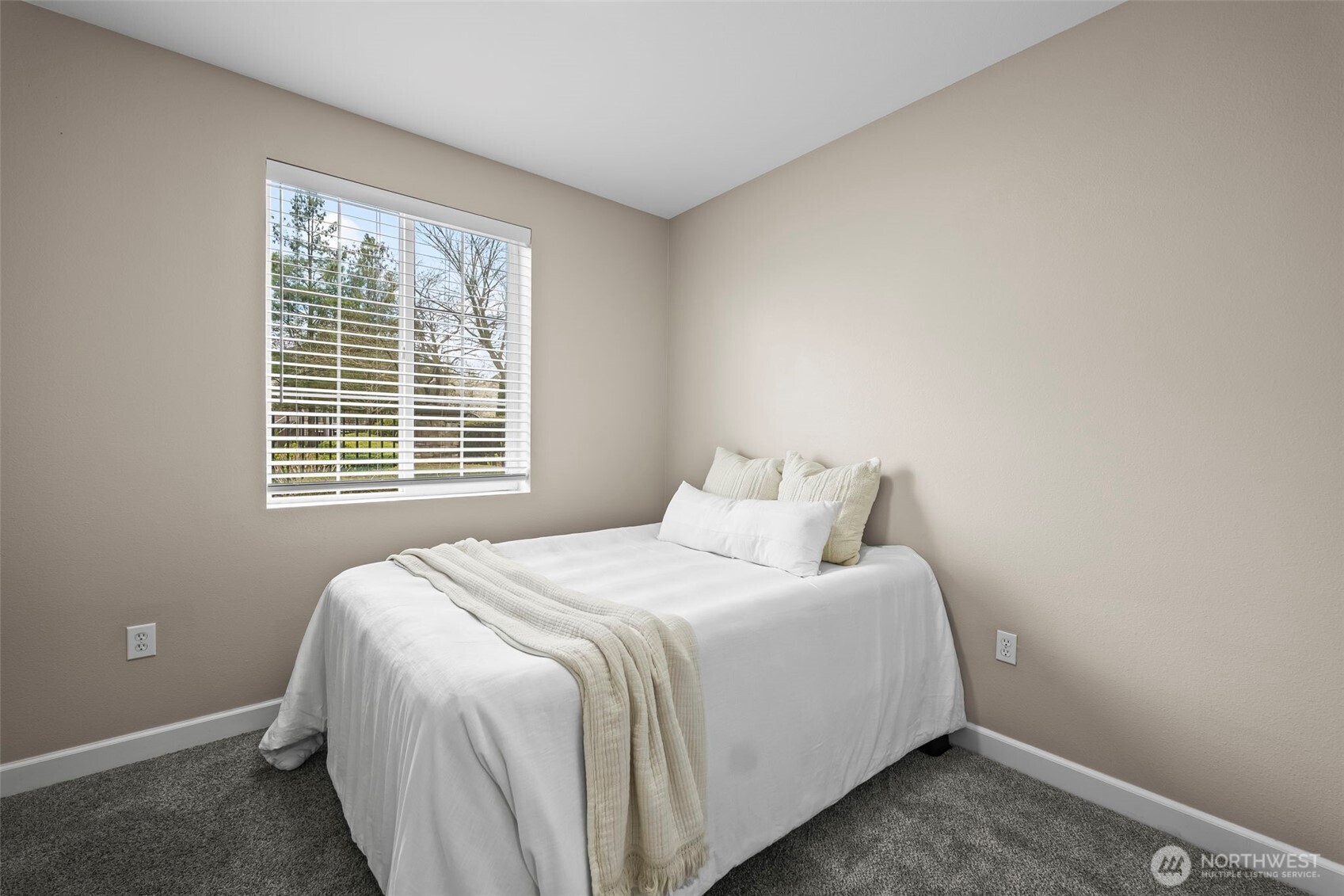10016 186th Place 104 Property Photo 25