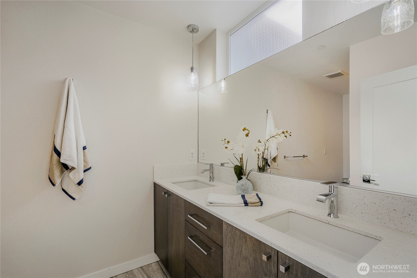 3070 Sw Avalon Way G Property Photo 14
