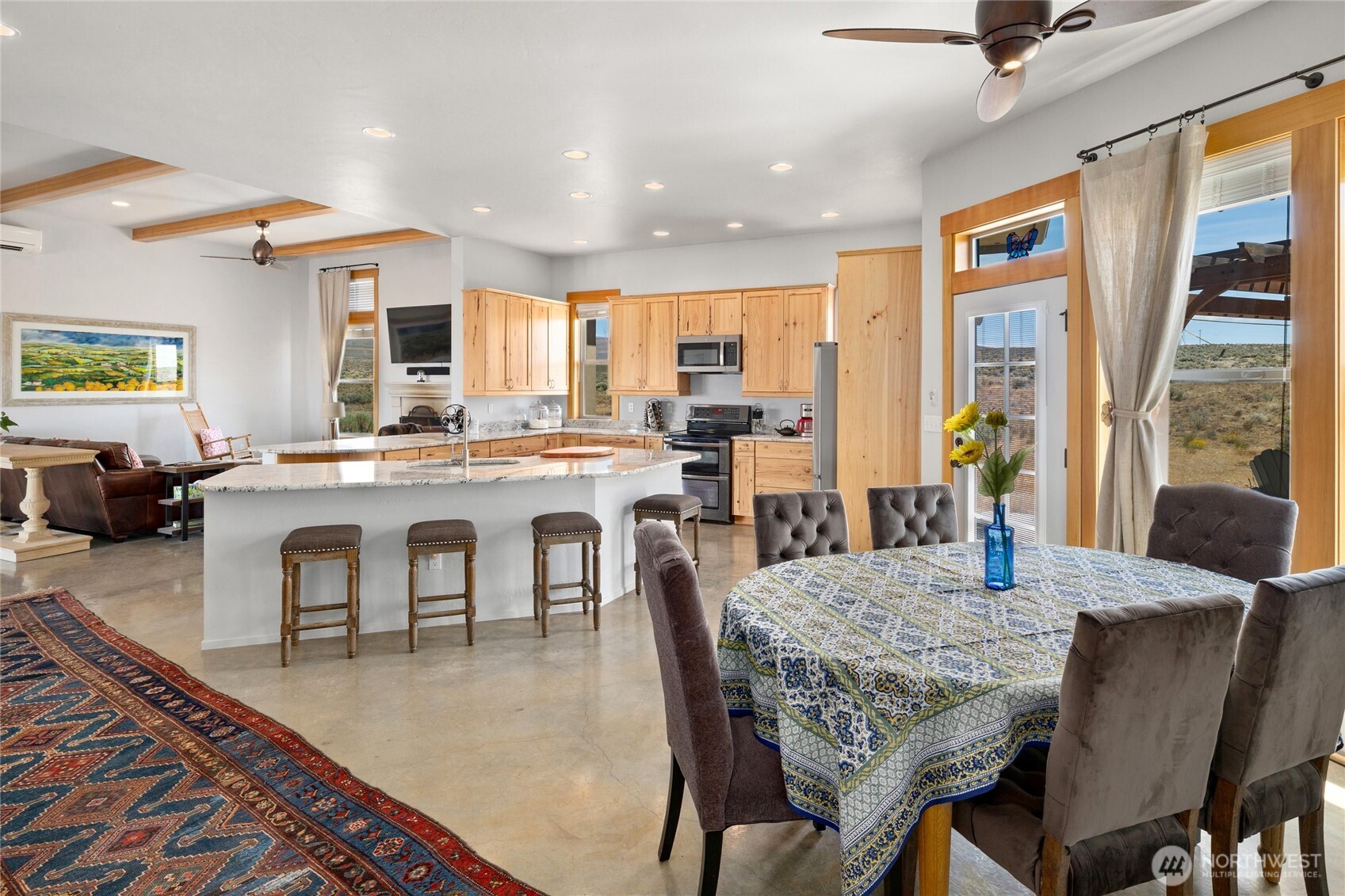 2071 Sage Hill Drive Property Photo 17