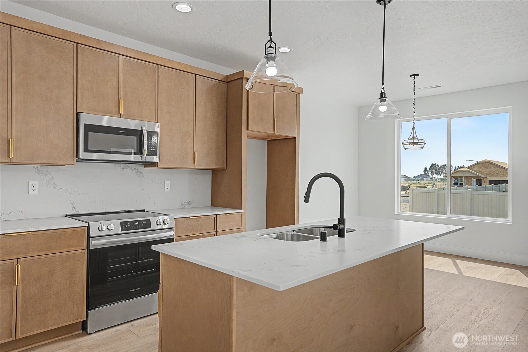 4307 W Surf Scoter Street Property Photo 16
