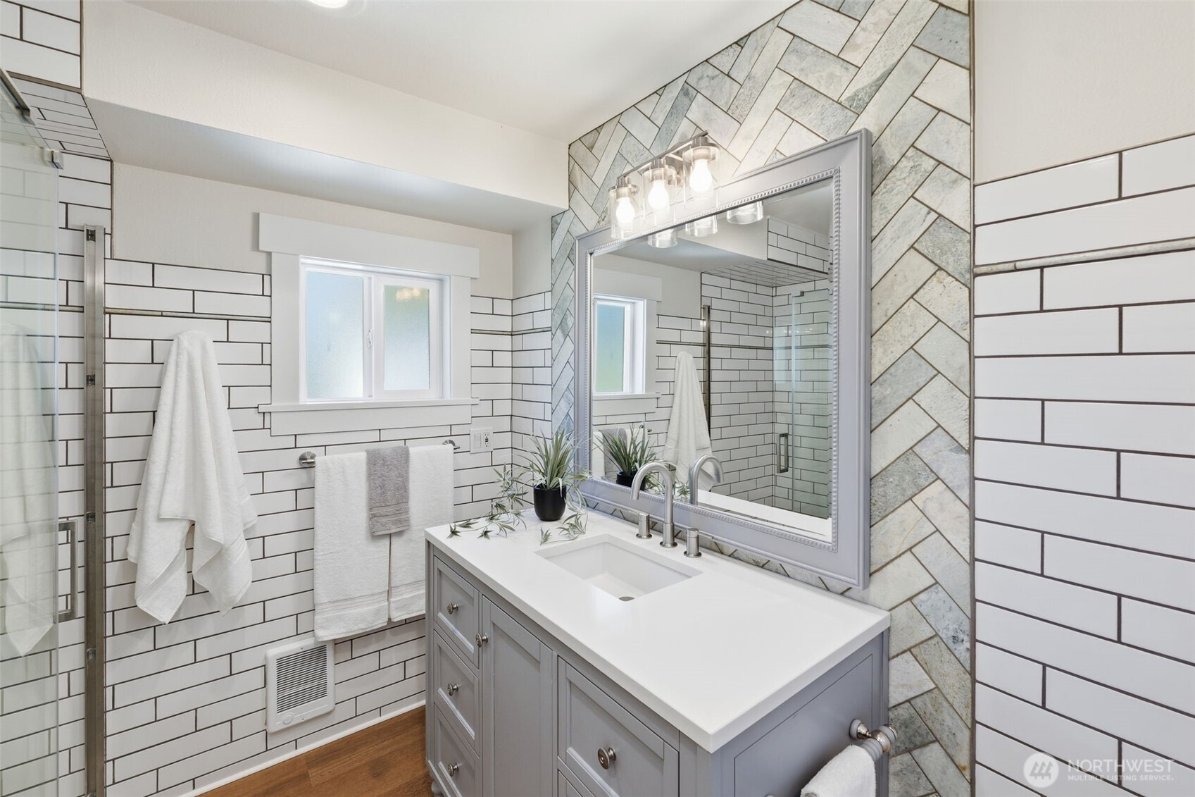 6941 Ne Libby Road Property Photo 15