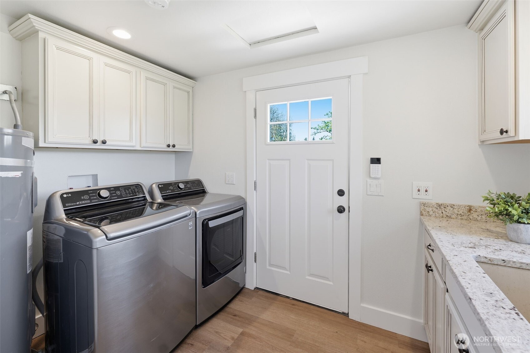6941 Ne Libby Road Property Photo 19