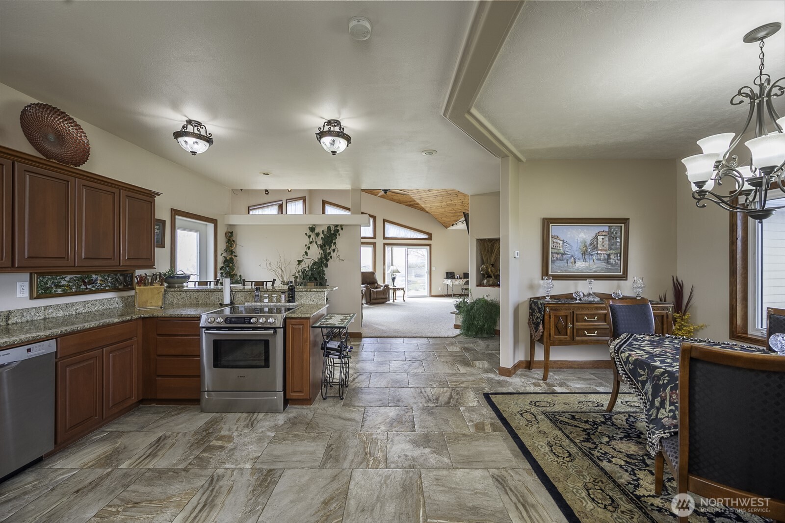 7618 Bouldercrest Road Property Photo 15