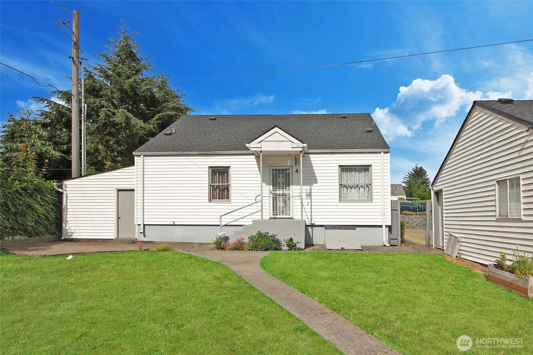 3119 Bridgeport Way Property Photo 3