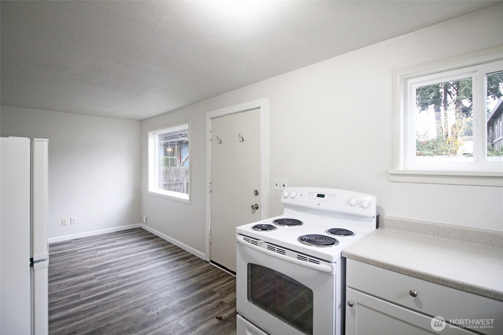 3119 Bridgeport Way Property Photo 22