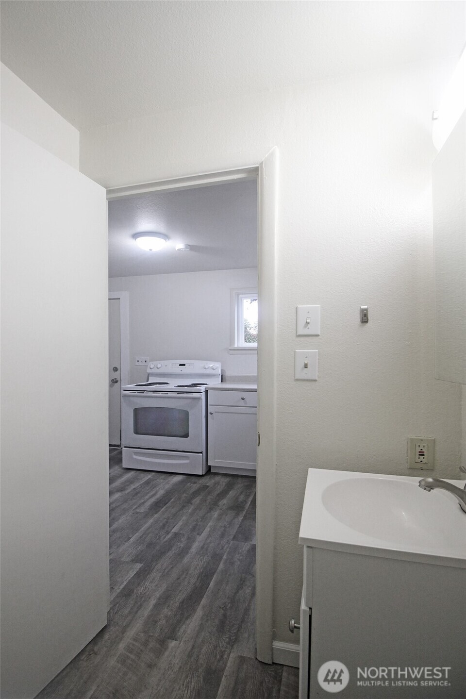 3119 Bridgeport Way Property Photo 24