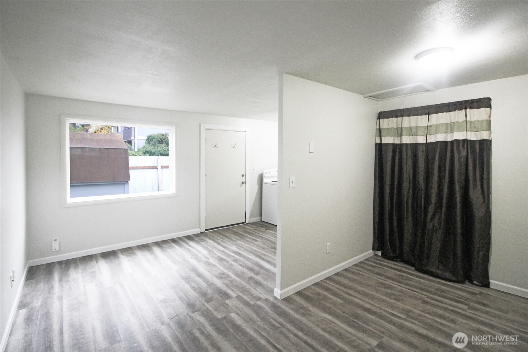 3119 Bridgeport Way Property Photo 27