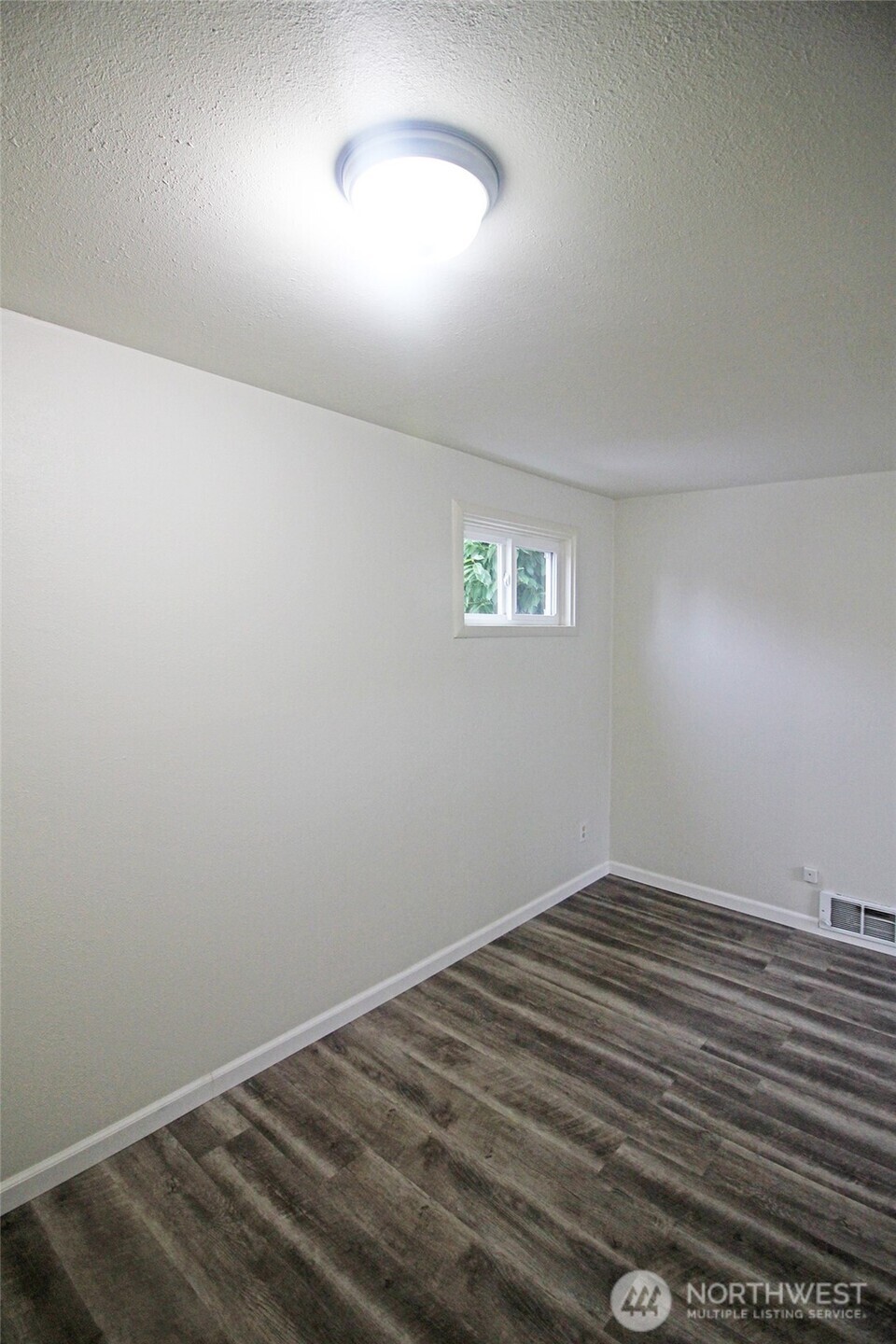 3119 Bridgeport Way Property Photo 28