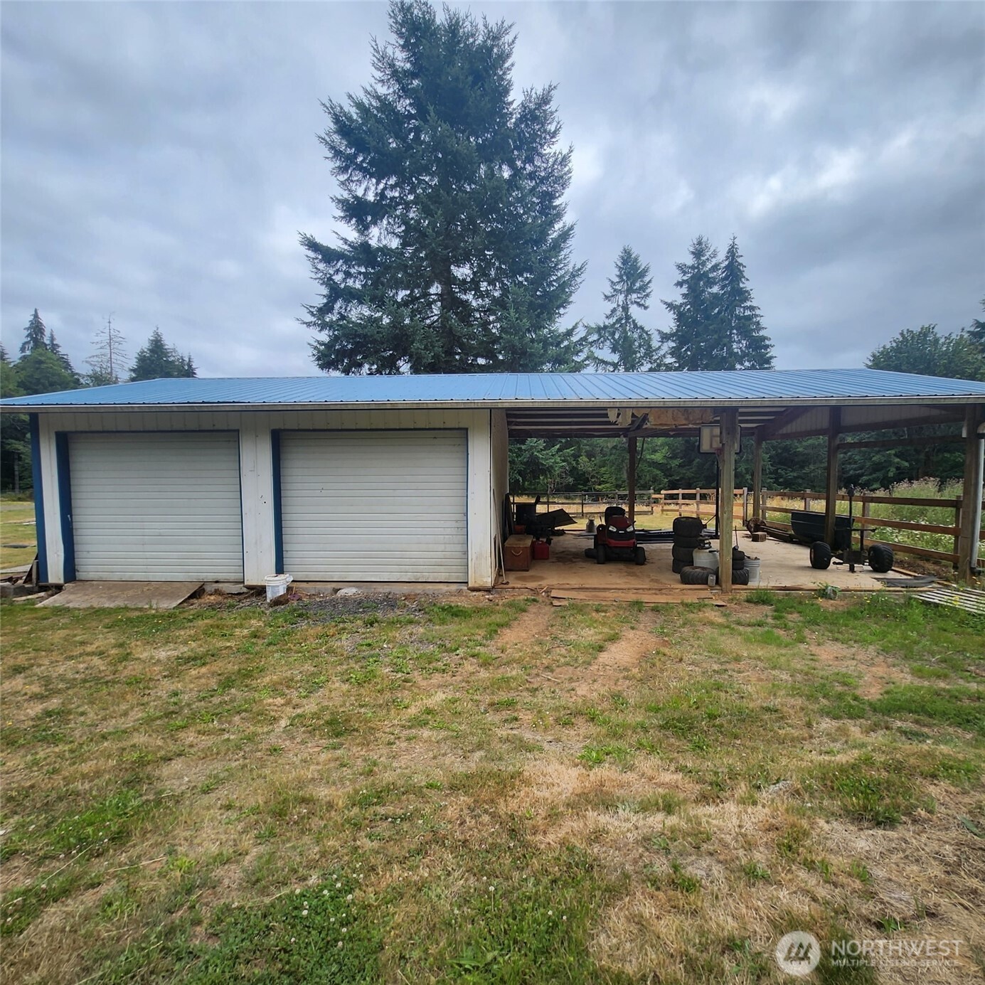 123 Barton Road Property Photo 7