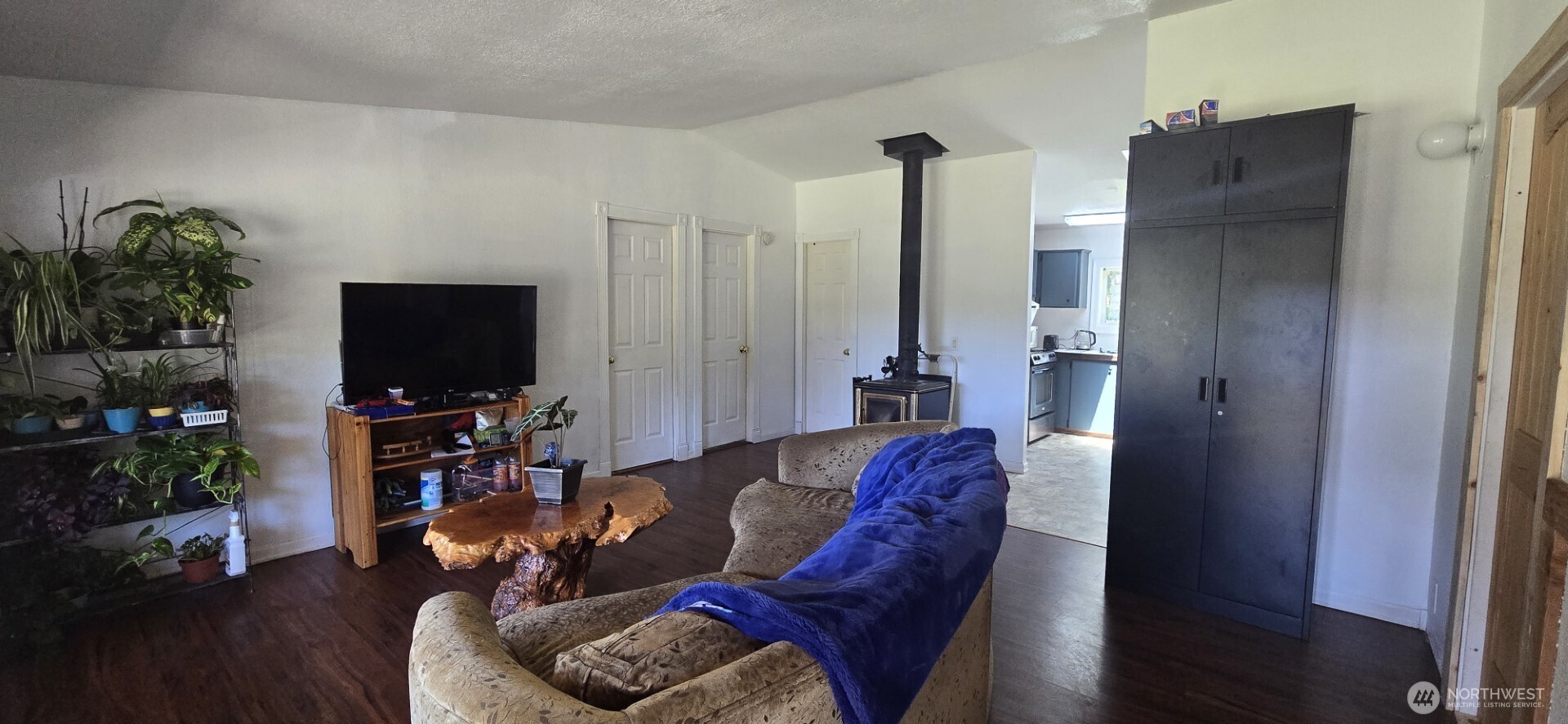 123 Barton Road Property Photo 17