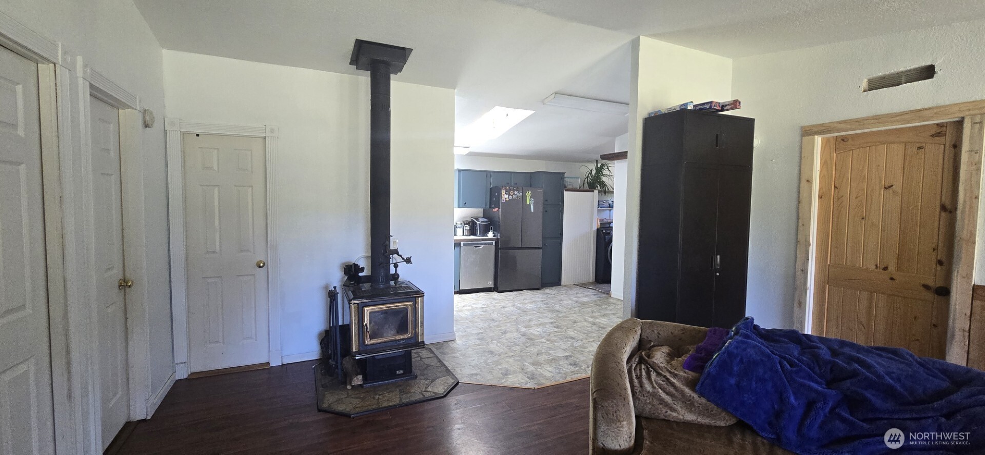 123 Barton Road Property Photo 18