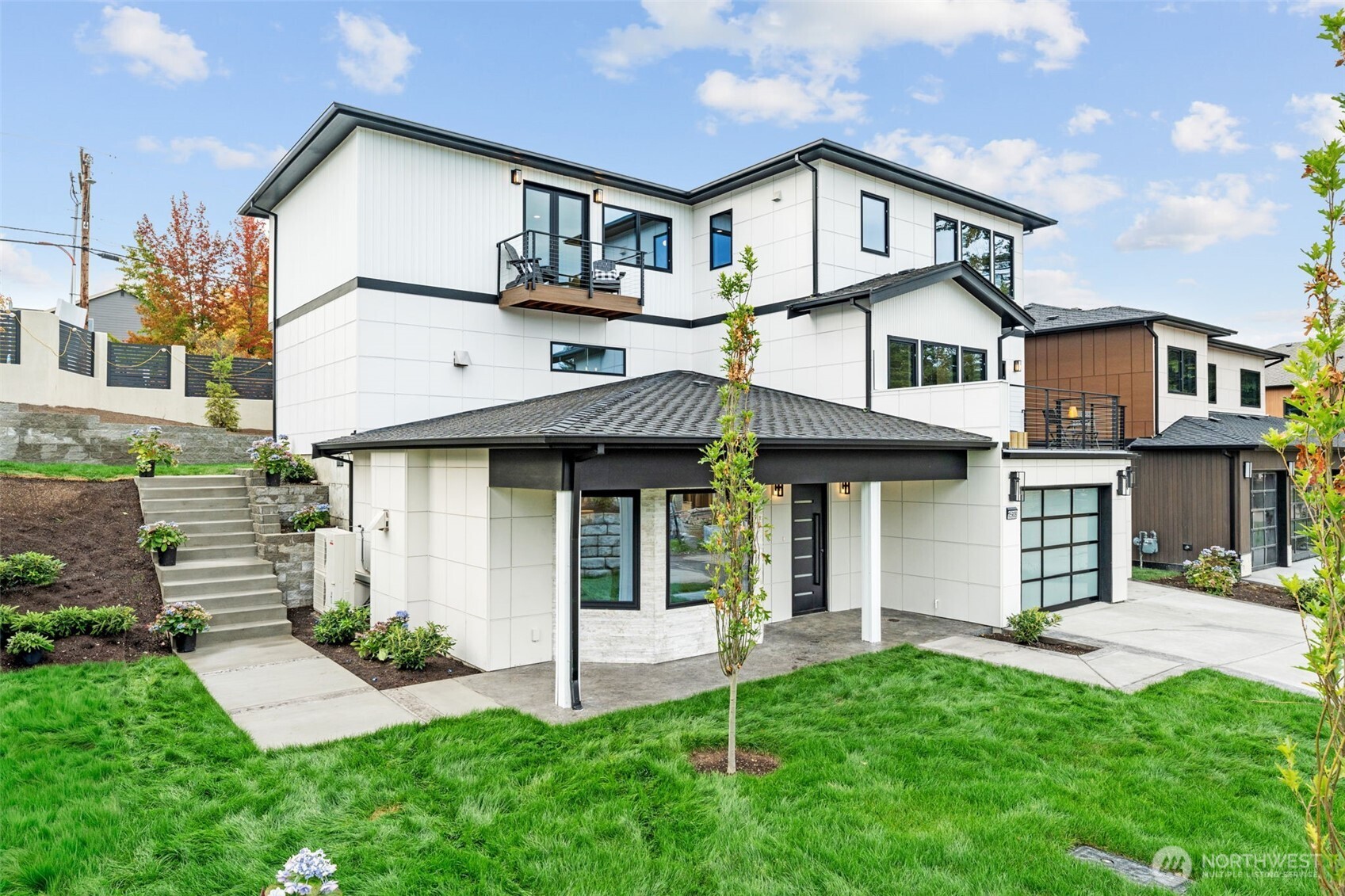 15908 12th Place Property Photo 15