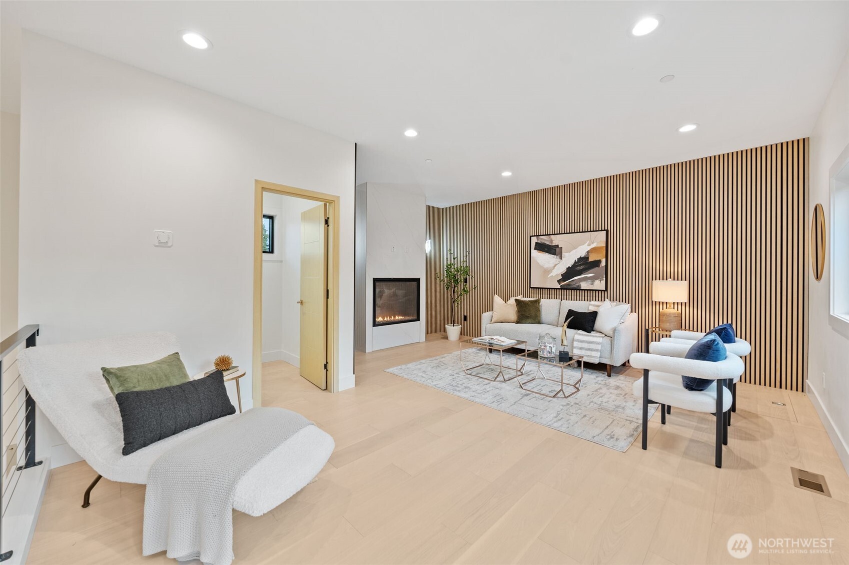 15908 12th Place Property Photo 16
