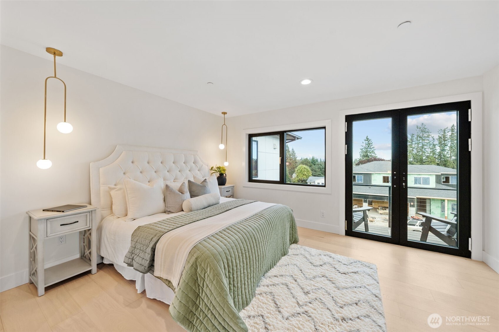 15908 12th Place Property Photo 19