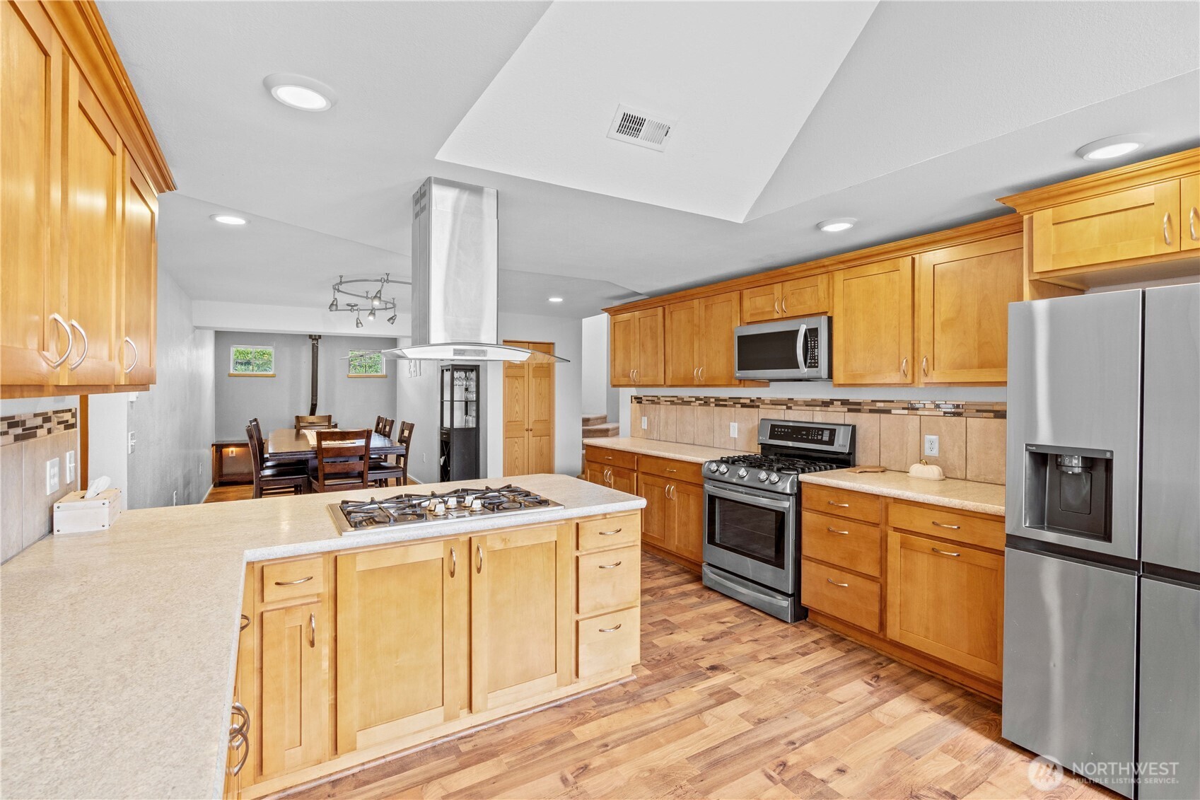 357 N Sylvia Street Property Photo 11