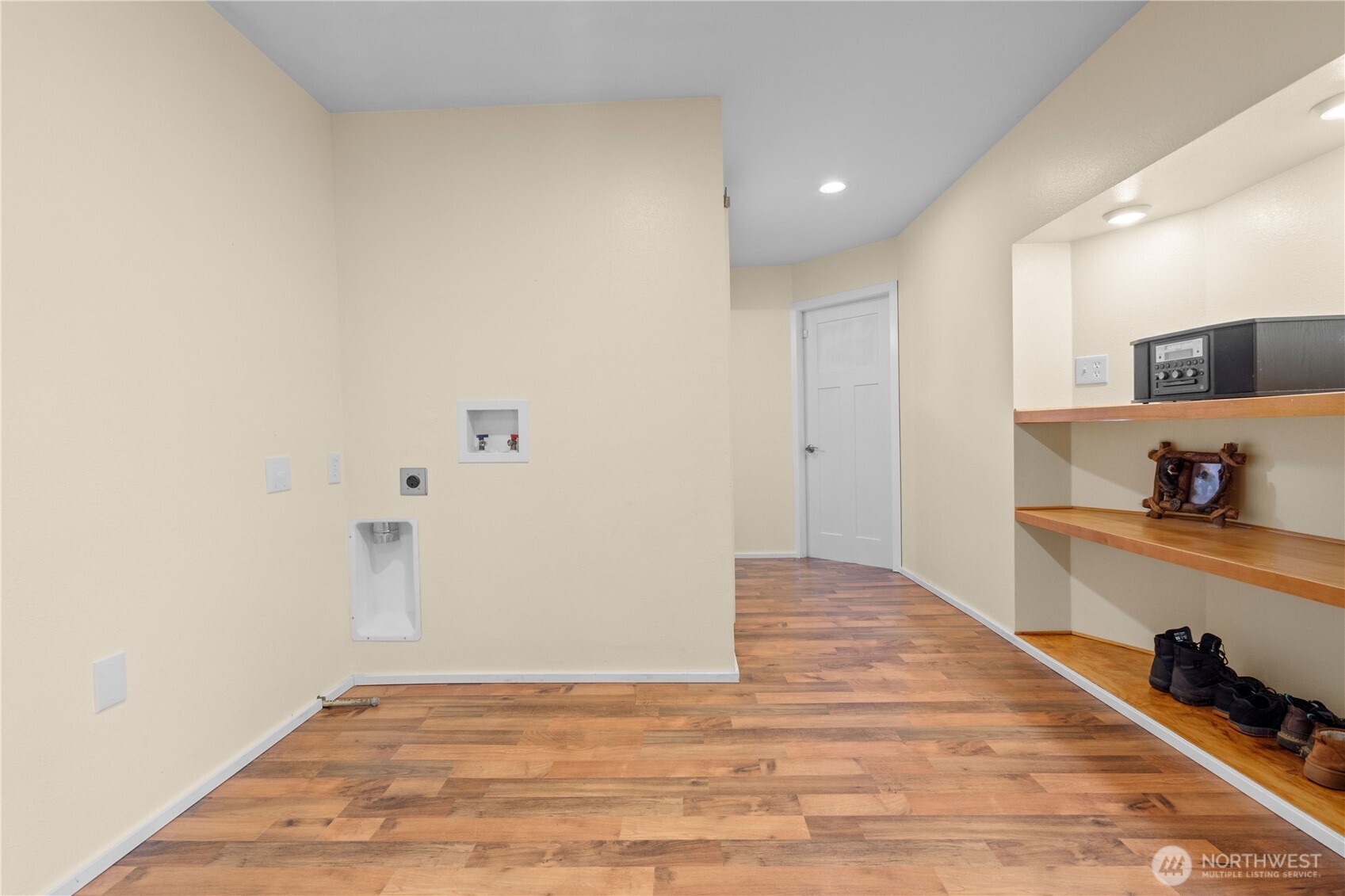 357 N Sylvia Street Property Photo 18