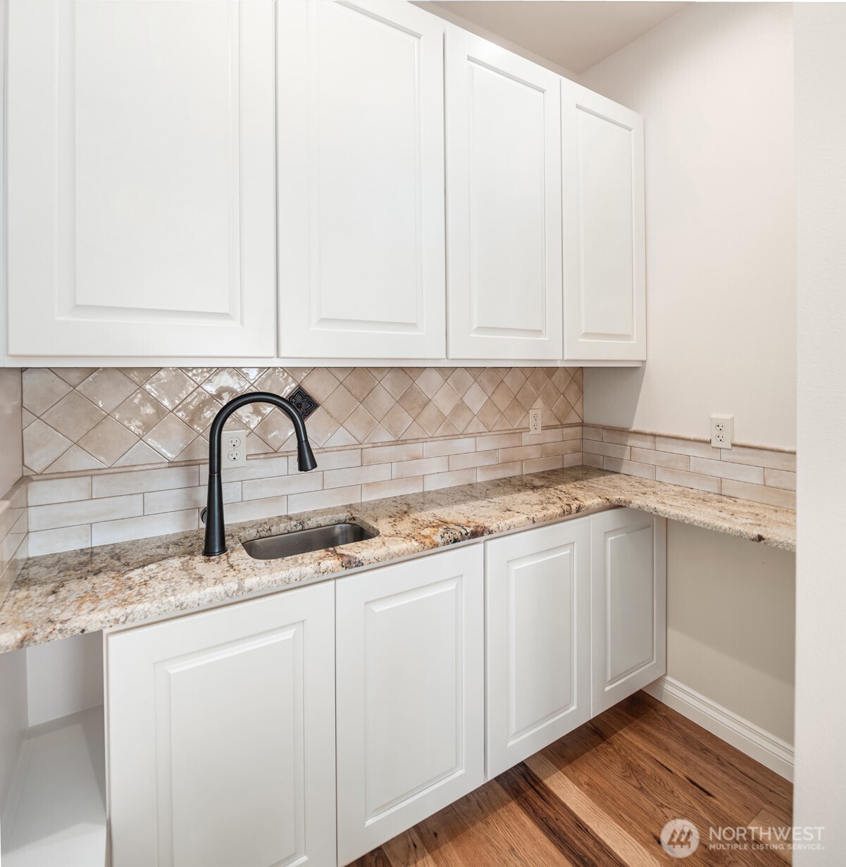 2762 Elgin Road Property Photo 19