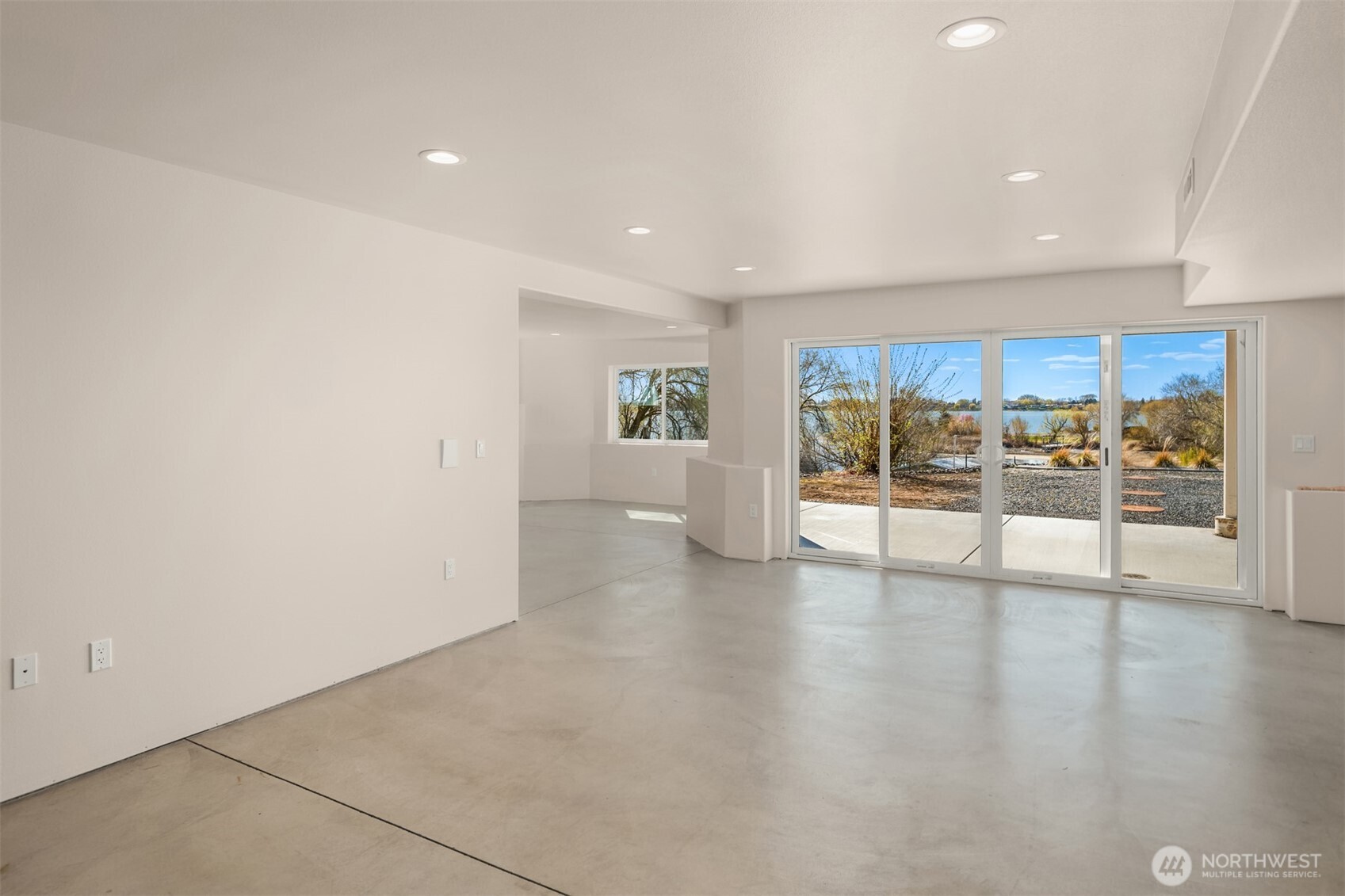 2762 Elgin Road Property Photo 27