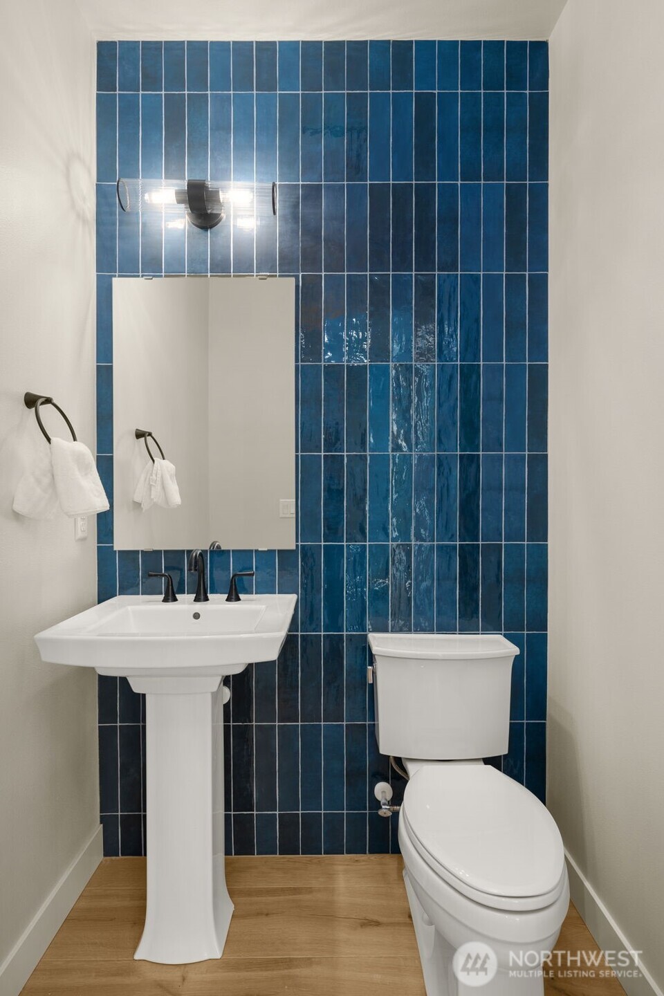 14827 210th Place 1488 Property Photo 32