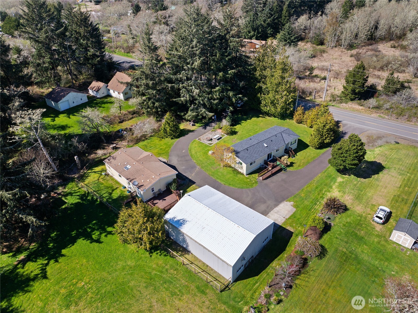 2512 2510 Sid Snyder Drive Property Photo 1