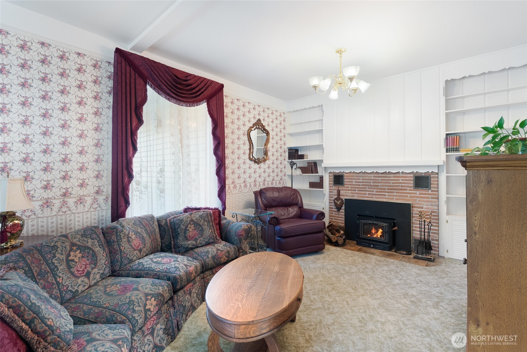 303 7th Street Property Photo 9