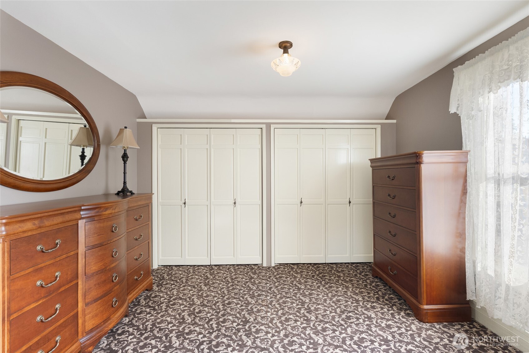 303 7th Street Property Photo 13