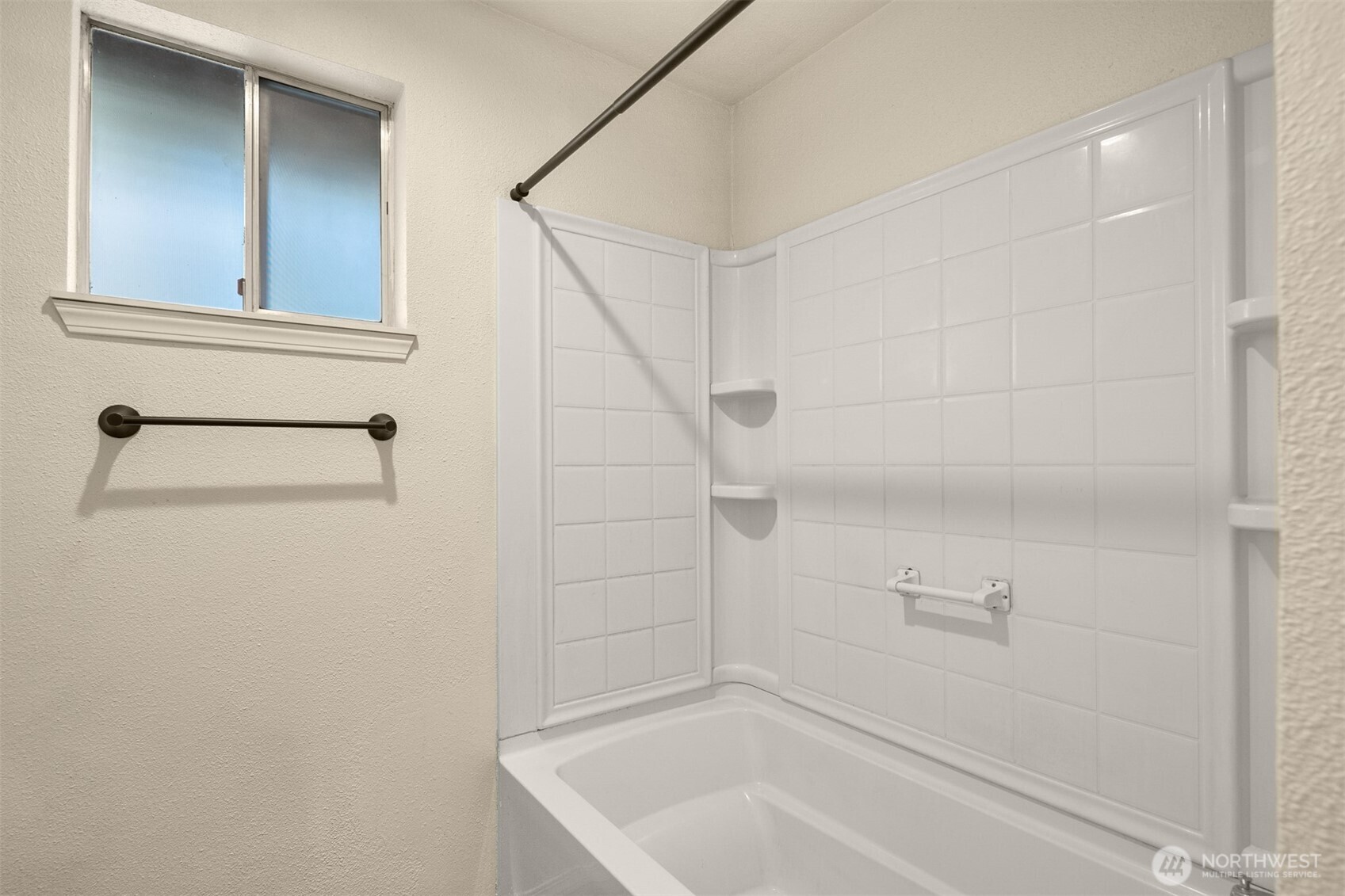 3915 38th Avenue Property Photo 21