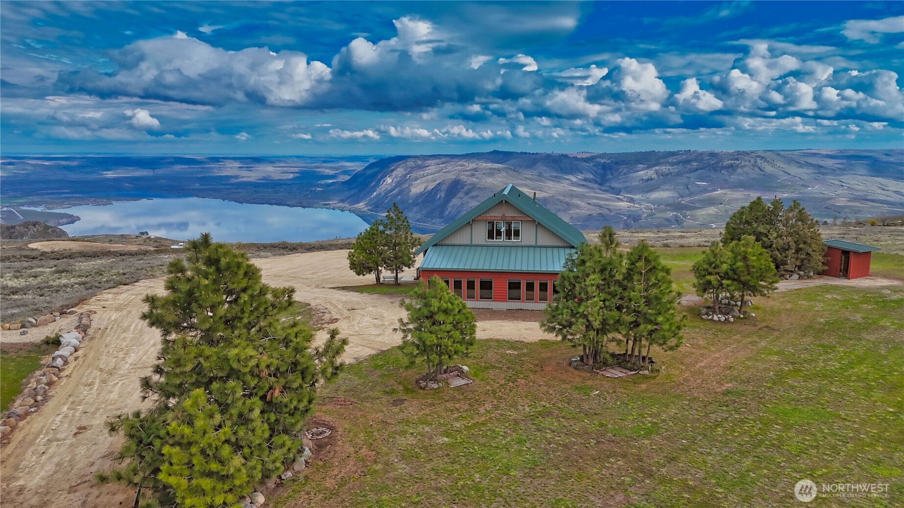 27 Scenic Drive Property Photo 2