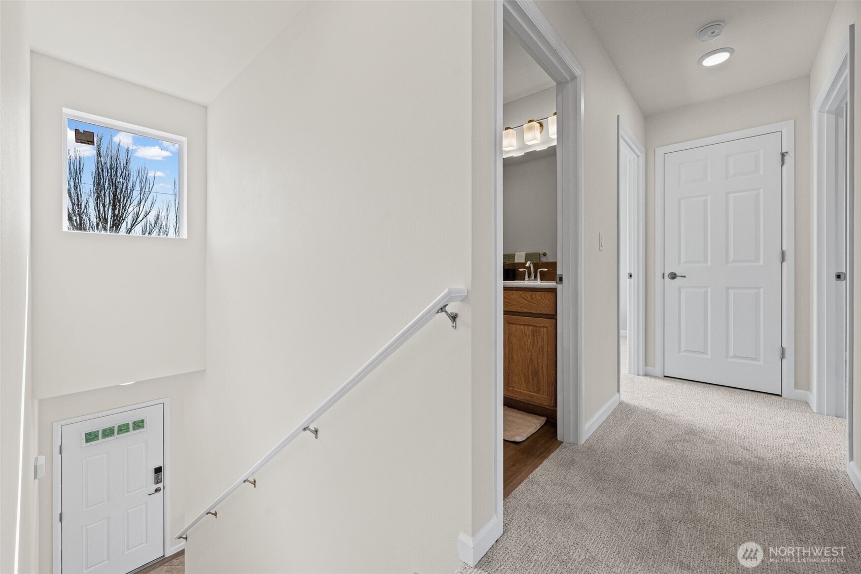 414 Comet Street Property Photo 17