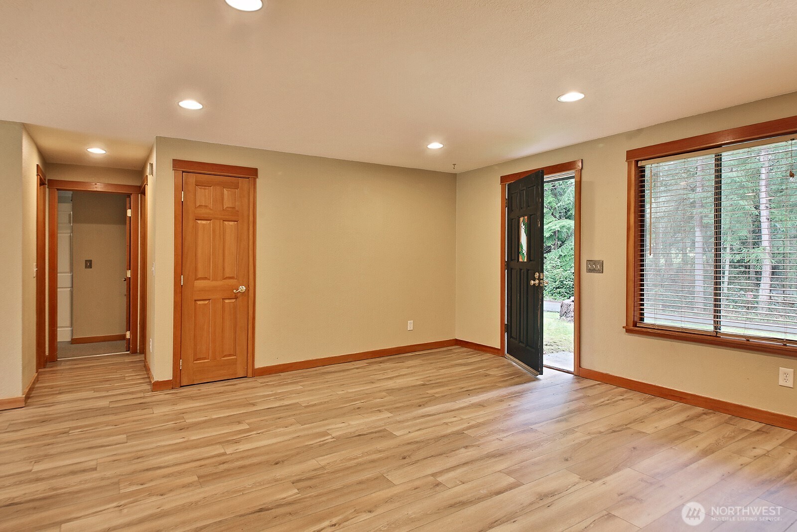 7875 Mortland Drive Property Photo 11