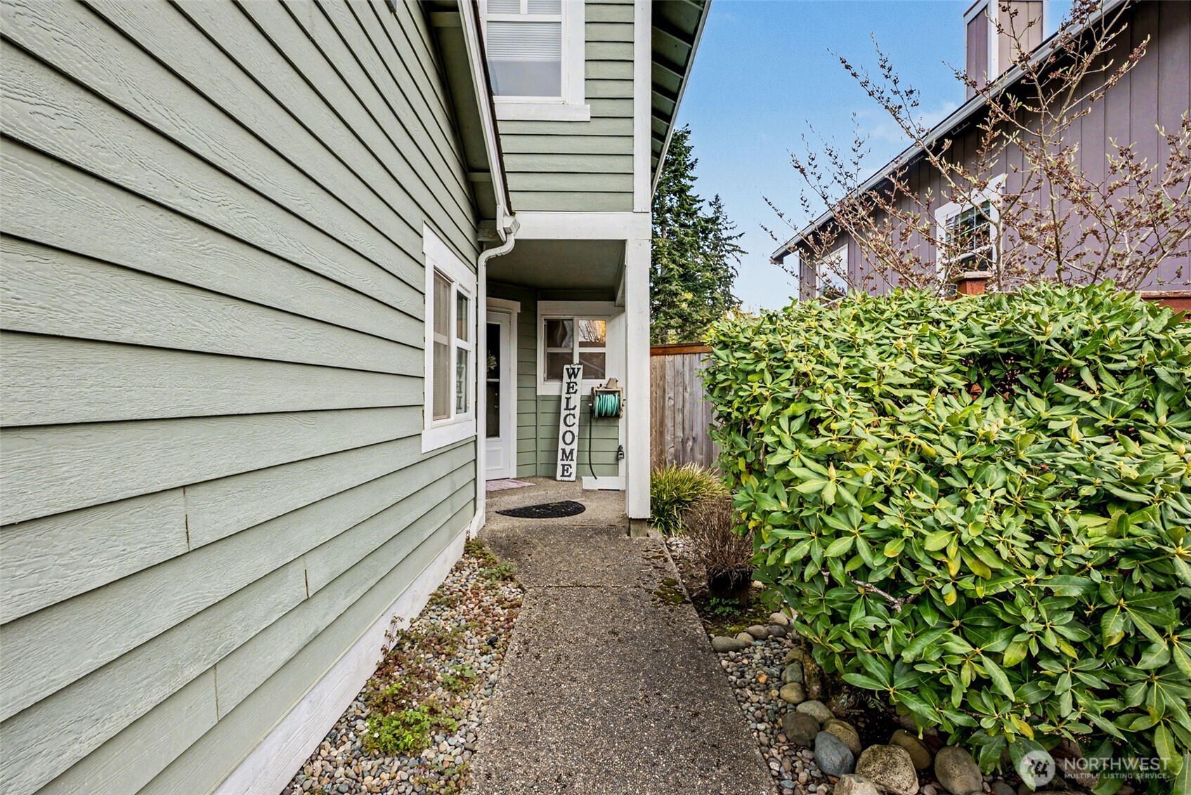 5520 Cricket Ln Se Property Photo 3