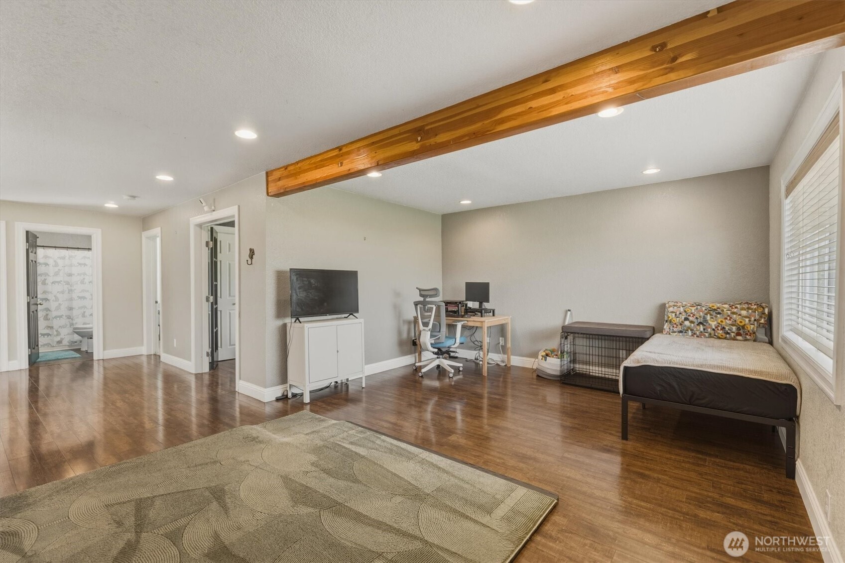 1215 30th Avenue Property Photo 4