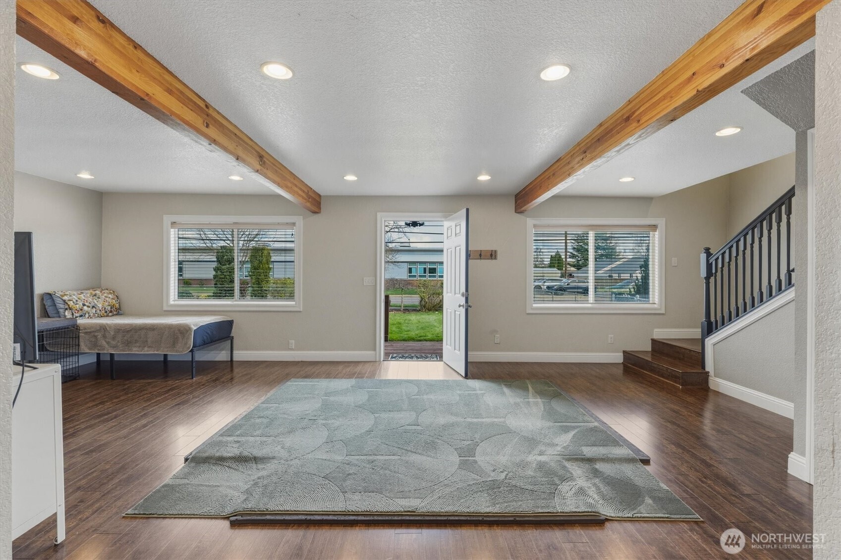 1215 30th Avenue Property Photo 6
