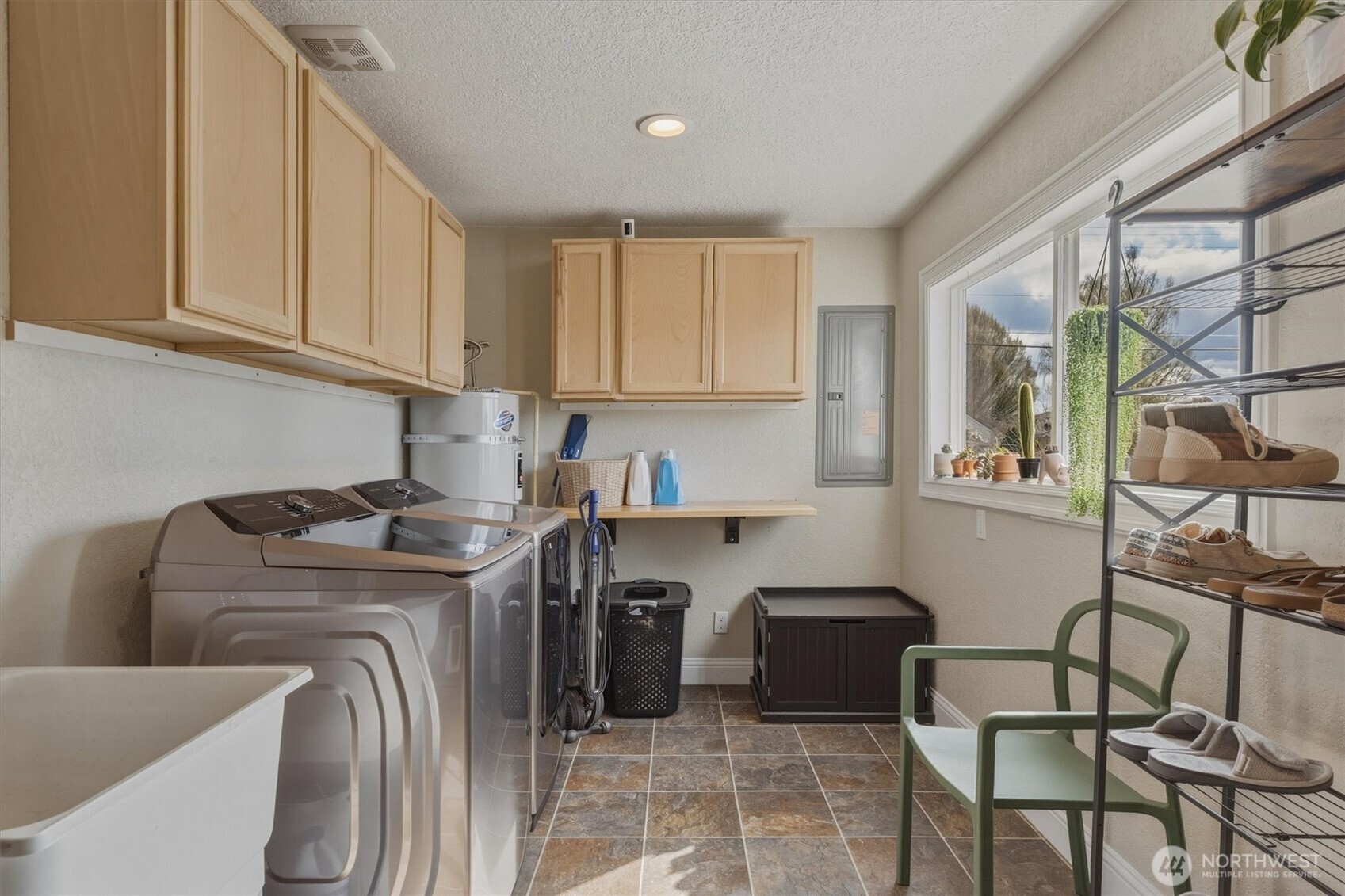 1215 30th Avenue Property Photo 14