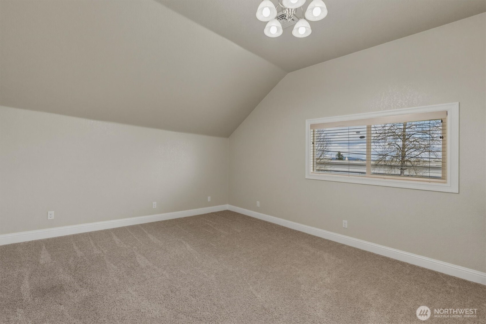 1215 30th Avenue Property Photo 18