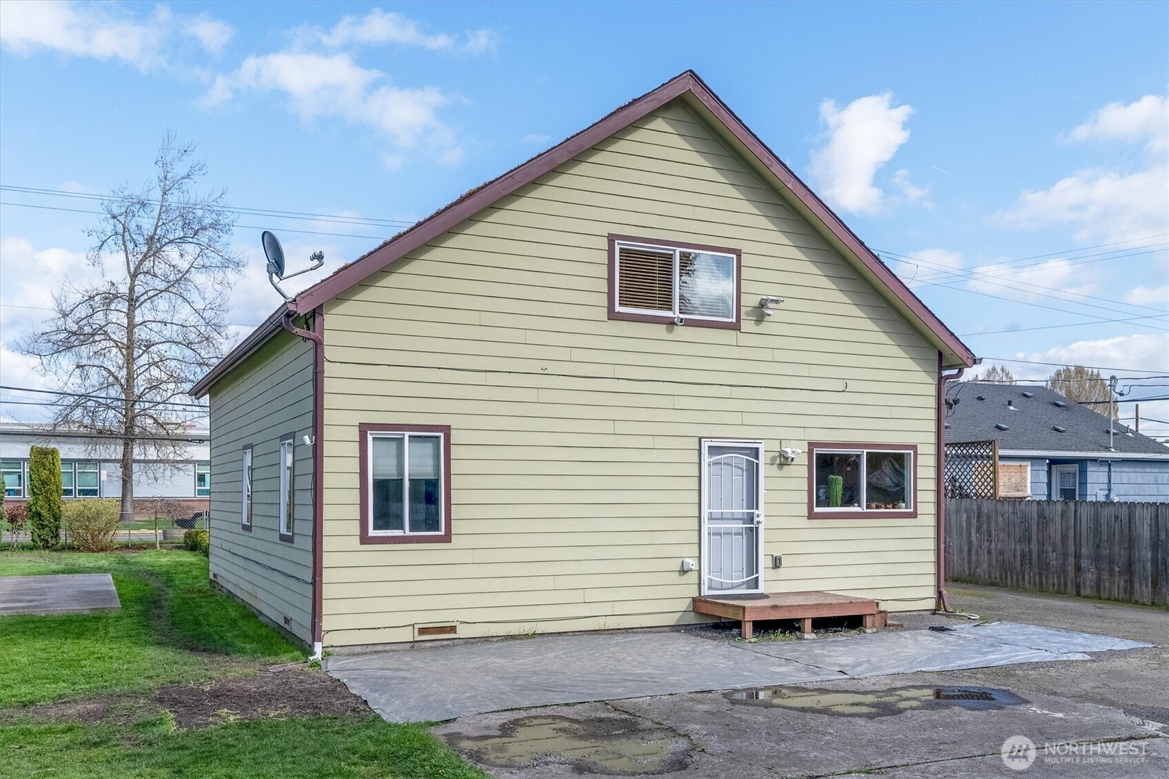 1215 30th Avenue Property Photo 24