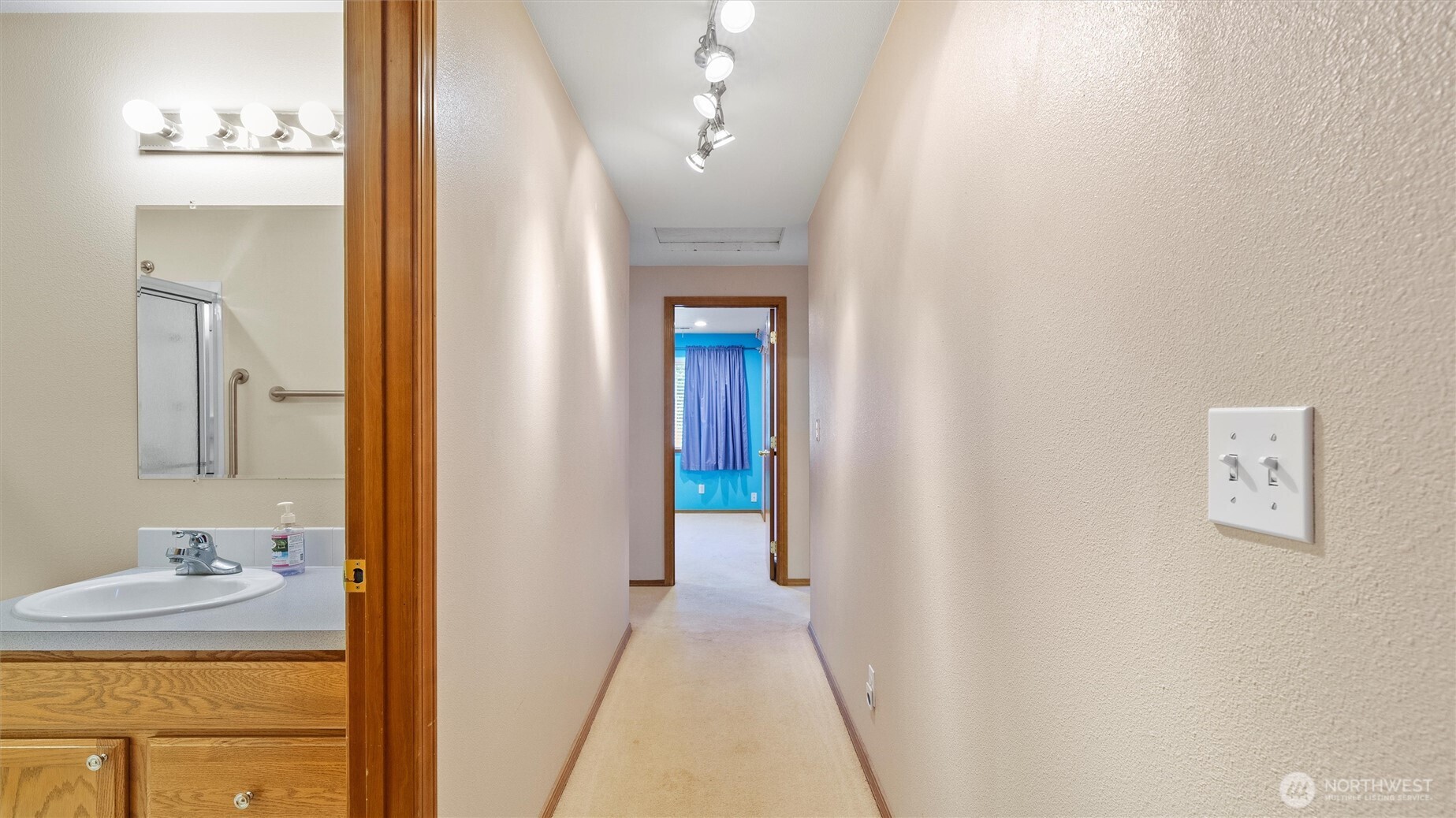 87 Sullivan Place Property Photo 24