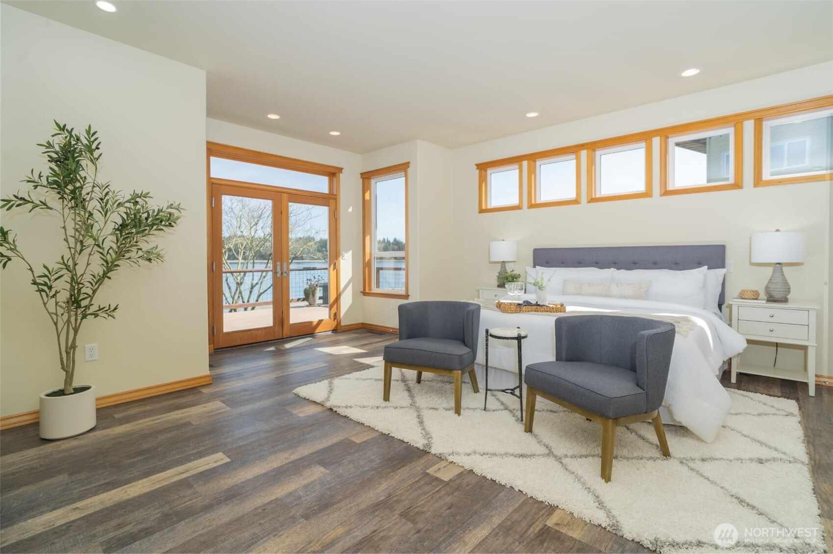 3534 Gravelly Beach Loop Property Photo 9