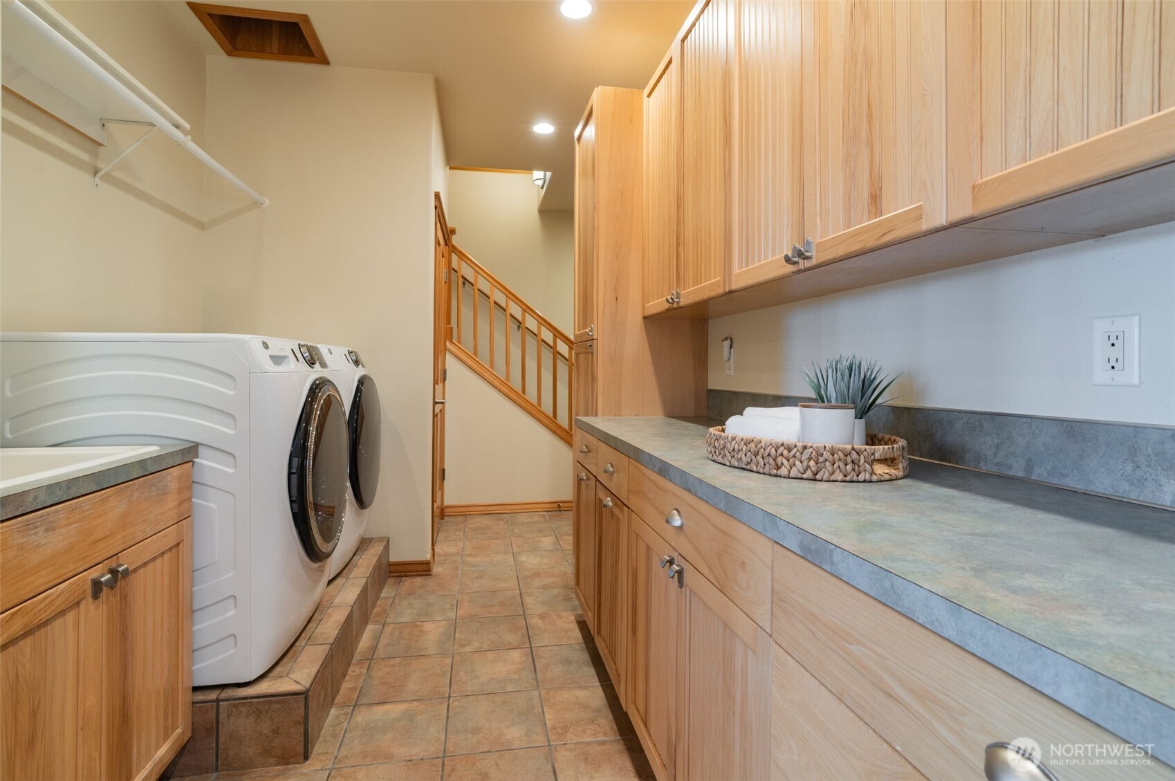 3534 Gravelly Beach Loop Property Photo 24