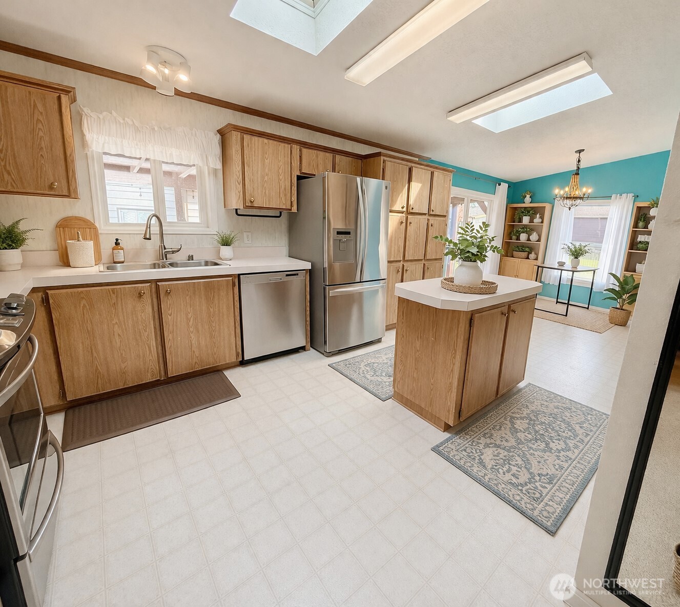 31308 N Place Property Photo 4