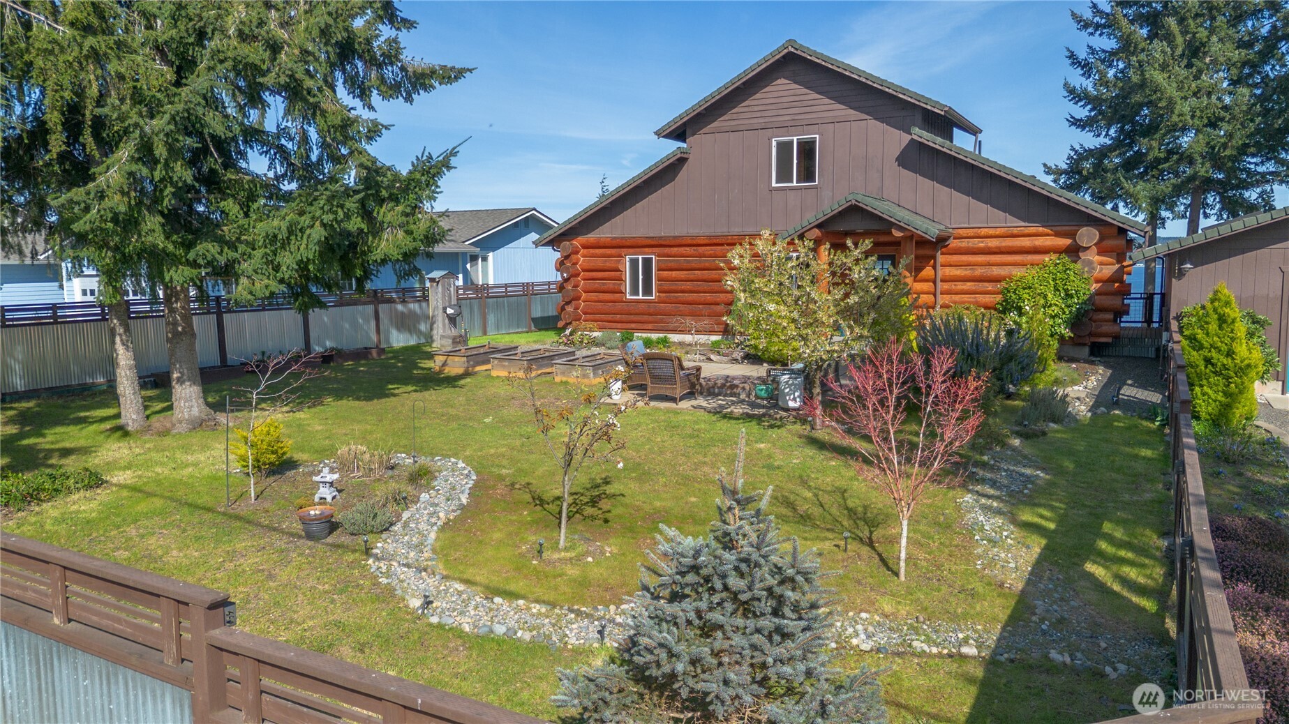 1363 Thorndyke Road Property Photo 4