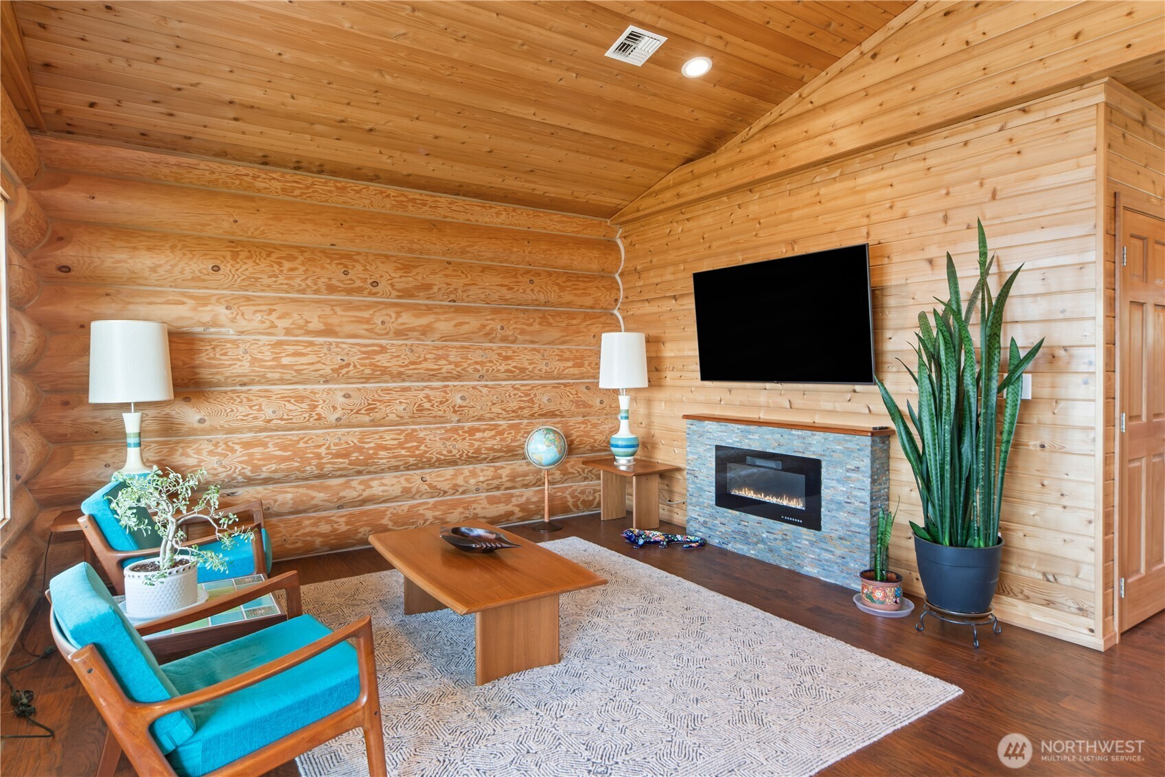 1363 Thorndyke Road Property Photo 13