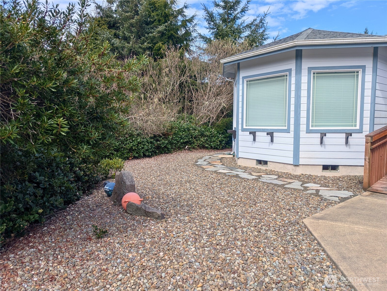 258 N Razor Clam Drive Property Photo 4